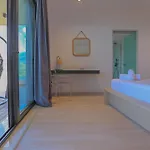 Anassa Hotel Himare