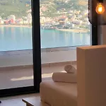 Anassa Himare